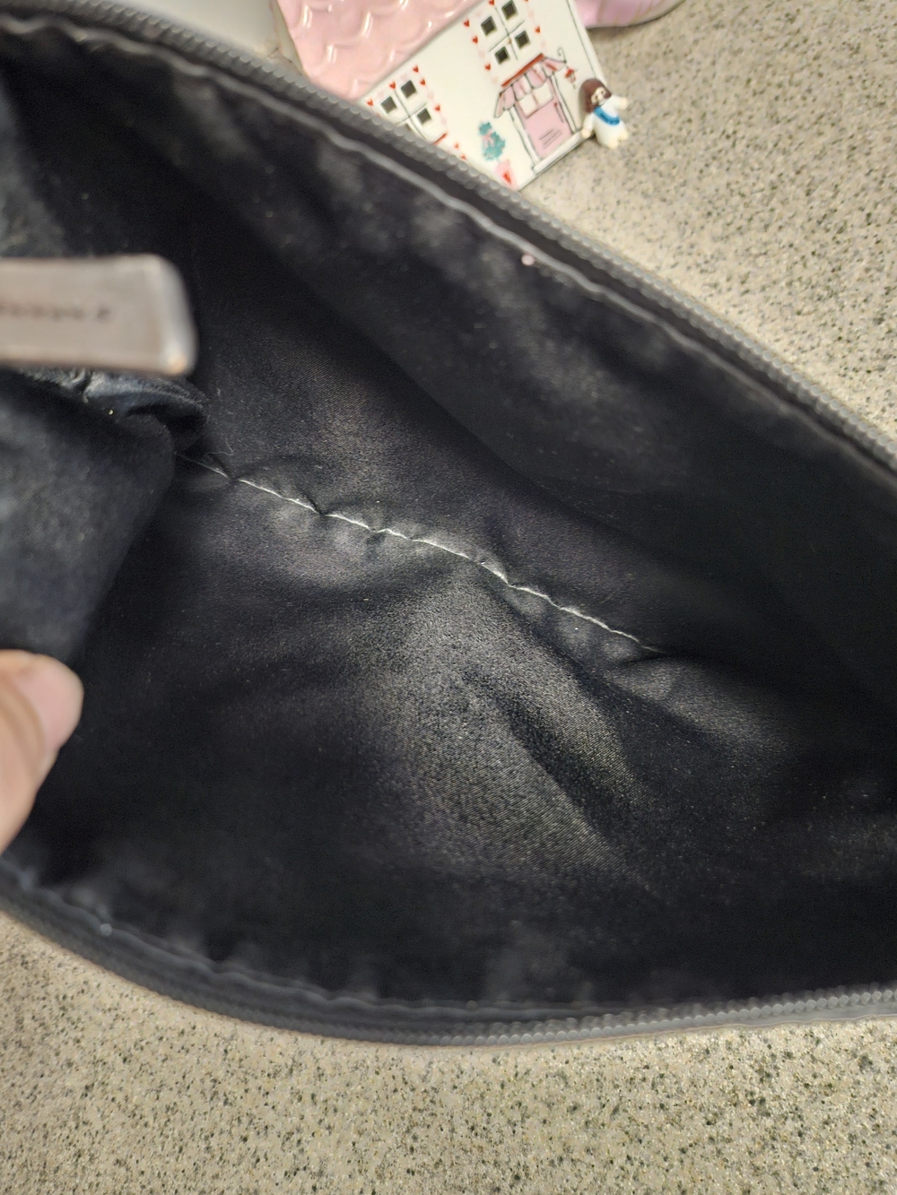 Coach Black Signature Patch Pouch - Picture 7 of 7